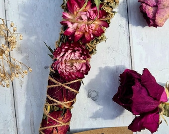 Mugwort Yarrow Lavender Rosemary Floral Smudge Stick, Amethyst Black Tourmaline Smoke Cleansing