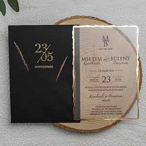 Schwarz und Gold Acryl Hochzeitseinladung, Goldfolie Letterpress Gedruckt Schwarzer Umschlag, Frosted Acetat Karte