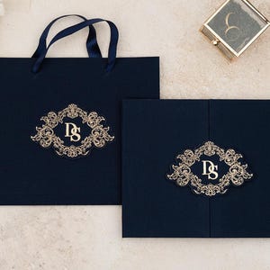 Navy Blue Linen Gatefold Wedding Invitation, Folded Luxury Wedding Card, Bag Style Wedding Invite