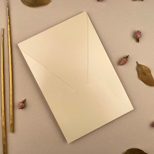 5.51"x8.15" Invitation Envelopes in Off White, Black and Glossy Cream Colors (140mmx207mm) 210 Gsm High Quality