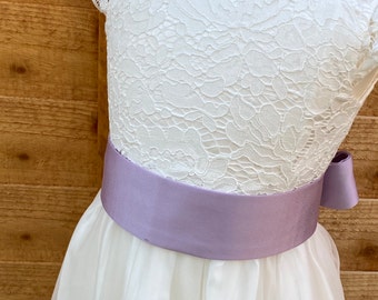 Flieder lila Schärpe Gürtel für Kleid für Blumenmädchen, Junior Brautjungfer, Farbe Schärpe in 40 Farben, Mädchenkleid Hochzeit