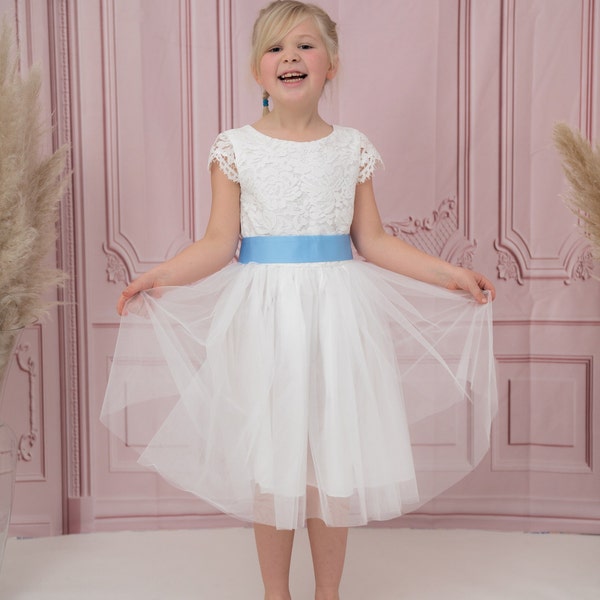 Flower Girl Dress - White Lace and Tulle Flower Girl Bridesmaid Christening Communion Dress with Free Colour Sash age 1-13 Express Delivery