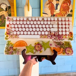 Ready to Ship! Fairy flower and Star fruit typewriter style RBG Keyboard with number pad and wrist rest