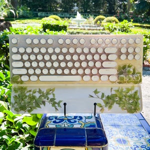 Real Leaf keyboard and wrist rest set.