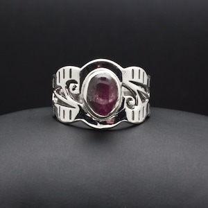 Sterling Silver Garnet Ring Size 7