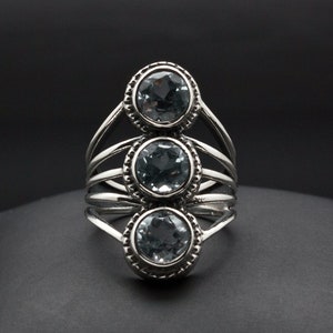 Sterling Silver Ornate Blue Topaz Ring Size 5.5