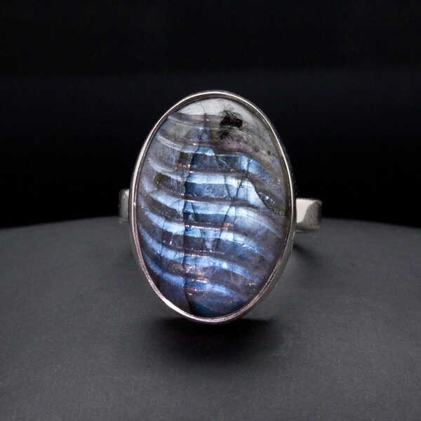 Sterling Silver Carved Labradorite Ring Size 7