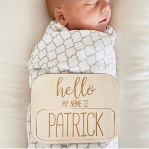 Panneau en bois pour faire-part de naissance | Faire-part de naissance| Bonjour, je m'appelle | Photo de nouveau-né | Faire-part du nom de bébé| Cadeau pour femme enceinte