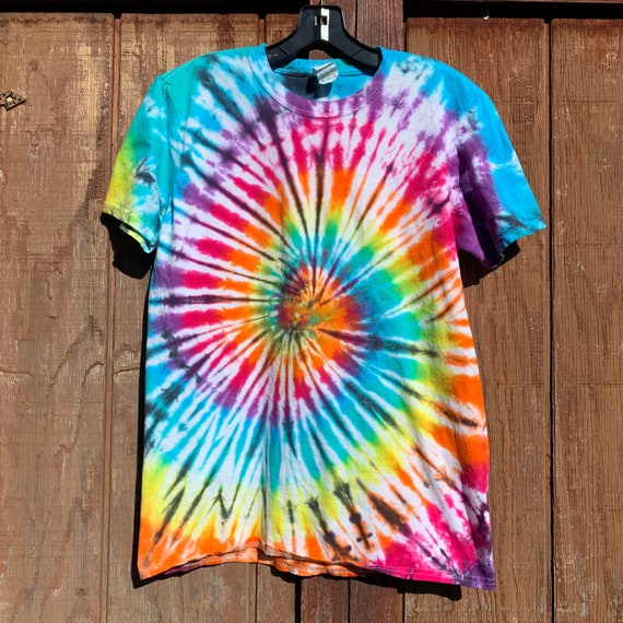 Rainbow Swirl Tie Dye T-Shirt // Unisex Kids T-Shirt // Unisex | Etsy