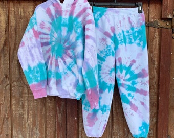 Kids Tie Dye Jogger set // kids tie Sweatsuit Set //Crew NeckHoodie // Tie Dye Sweatsuit // Tie Dye Loungewear //Youth Sizing// Kids Size