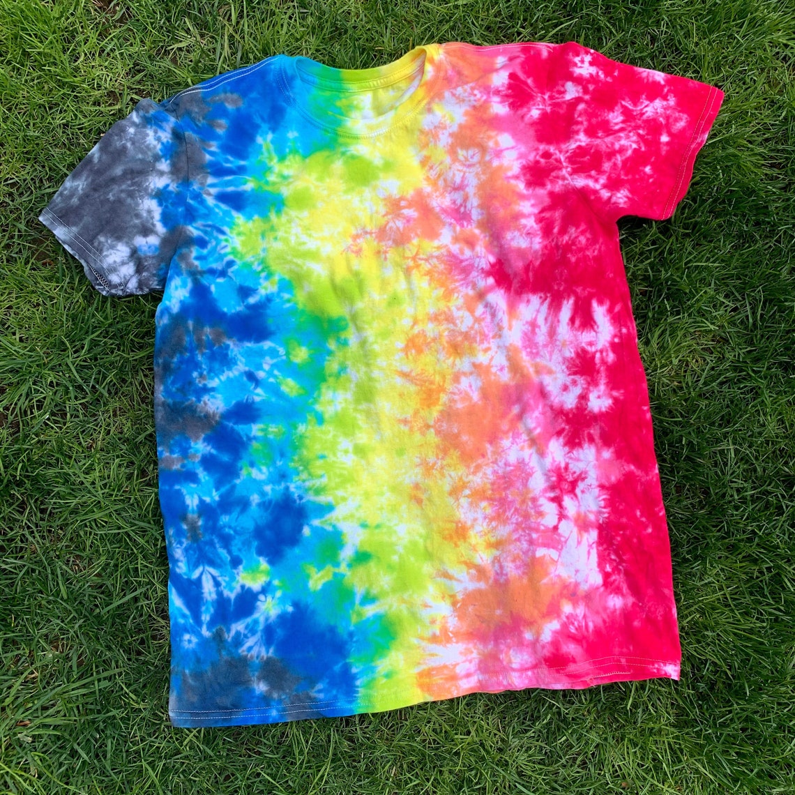Rainbow Tie Dye // Tie Dye Rainbow Shirt // Bright Rainbow - Etsy