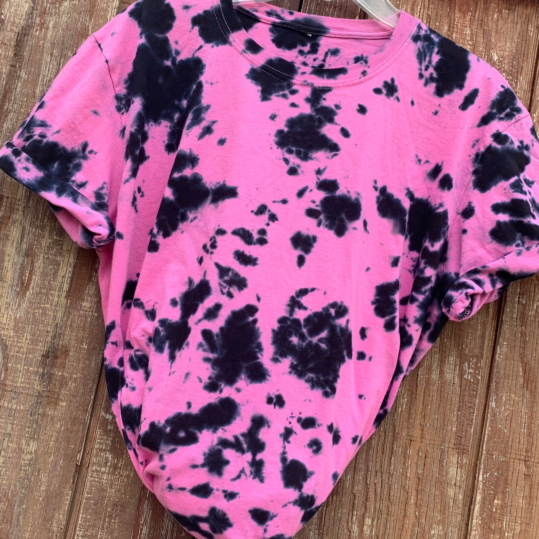 Pink Tie Dye T-shirt // Pink and Black Tie Dye T-shirt // Pink - Etsy