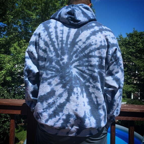 Blue tie dye sweatshirt outlet