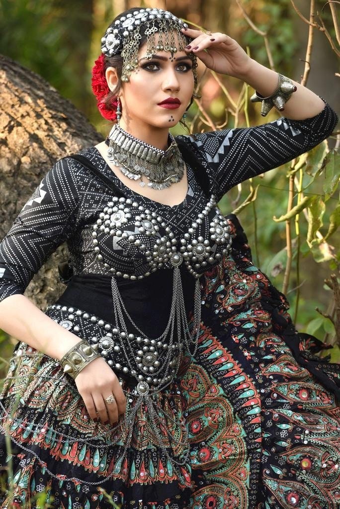 Tribal Bellydance Kuchi Vintage Assuit Bra Belt Set With