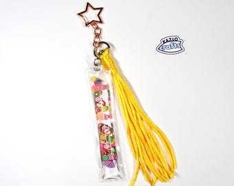 Fruity Liquid Fidget Keychain | Small Glitter Keychain | Keychain with Yellow or Pink Tassel