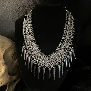 Chainmaille spiked necklace
