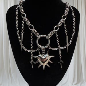 Chainmail heart chain