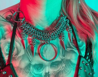 Spiked Chainmail O-Ring Halskette