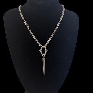 Spiked link chain