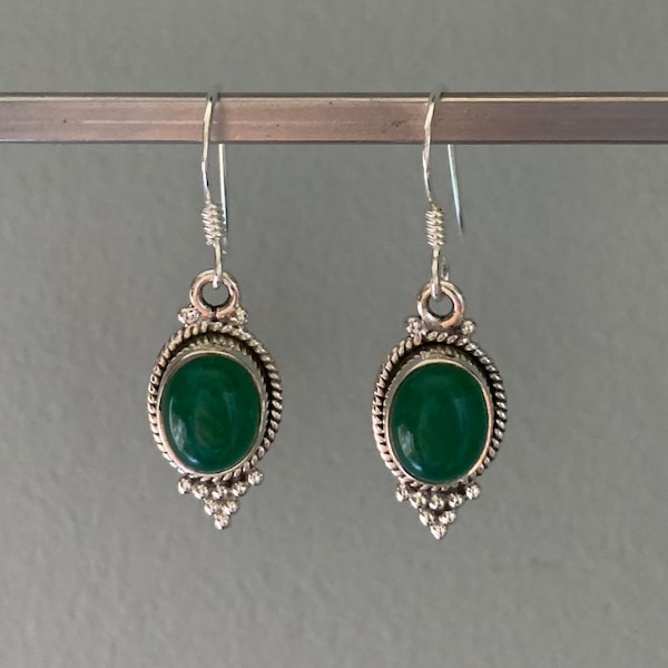 Green onyx earrings , Delicate earrings , Boho green earrings , Flower earrings , Sterling silver green earrings, Christmas gift for her