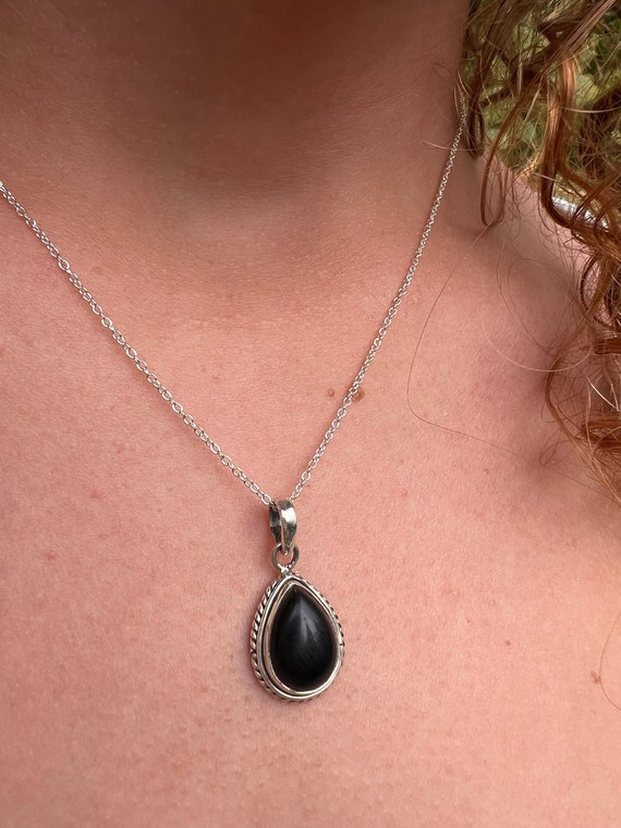 Teardrop Black Onyx Sterling Silver Necklace: Boho Healing Stone