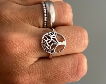 Sterling Silver Tree of Life Ring - Everyday Minimalist Ring