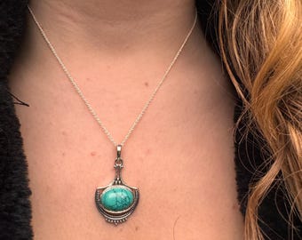 Sterling Silver Turquoise Necklace: Vintage Inspired Boho Jewelry