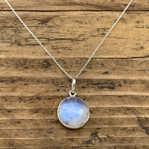 Moonstone  necklace, Delicate necklace, Boho moonstone necklace, Rainbow moonstone  round necklace, Sterling silver moonstone necklace