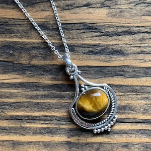 Tiger eye sterling silver necklace, oval Tiger eye necklace, Tiger eye pendant, healing stone, gift for her