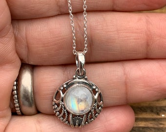 Moonstone necklace, Delicate necklace, Boho moonstone necklace, Rainbow moonstone  oval necklace, Sterling silver, mother's day gift