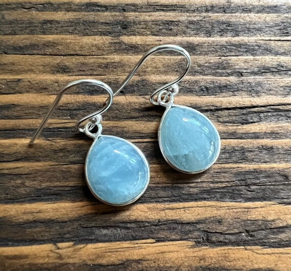 Aquamarine outlet birthstone earrings
