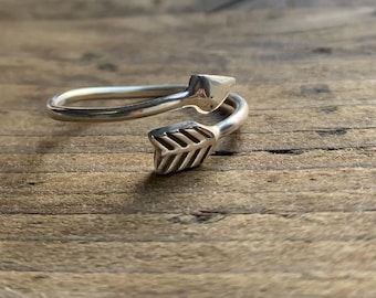 Silver arrow adjustable ring, 925 sterling silver ring, Boho chic silver ring, adjustable ring, Cupid's arrow ring, Gift for her,