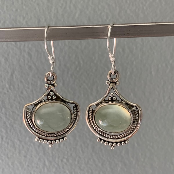 Prehnite  earrings , Delicate earrings , Boho earrings , teardrop silver prehnite earrings , healing stone, Green earrings