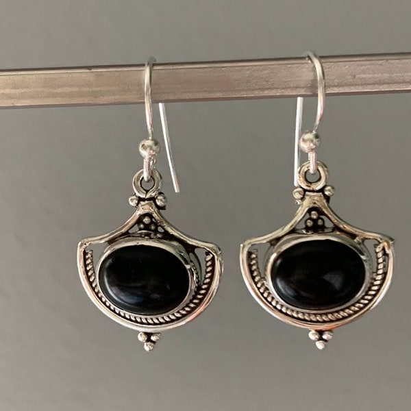 Black onyx earrings, Boho black onyx earrings, Black earrings, dangly black onyx earrings, oval shape, Protection stone