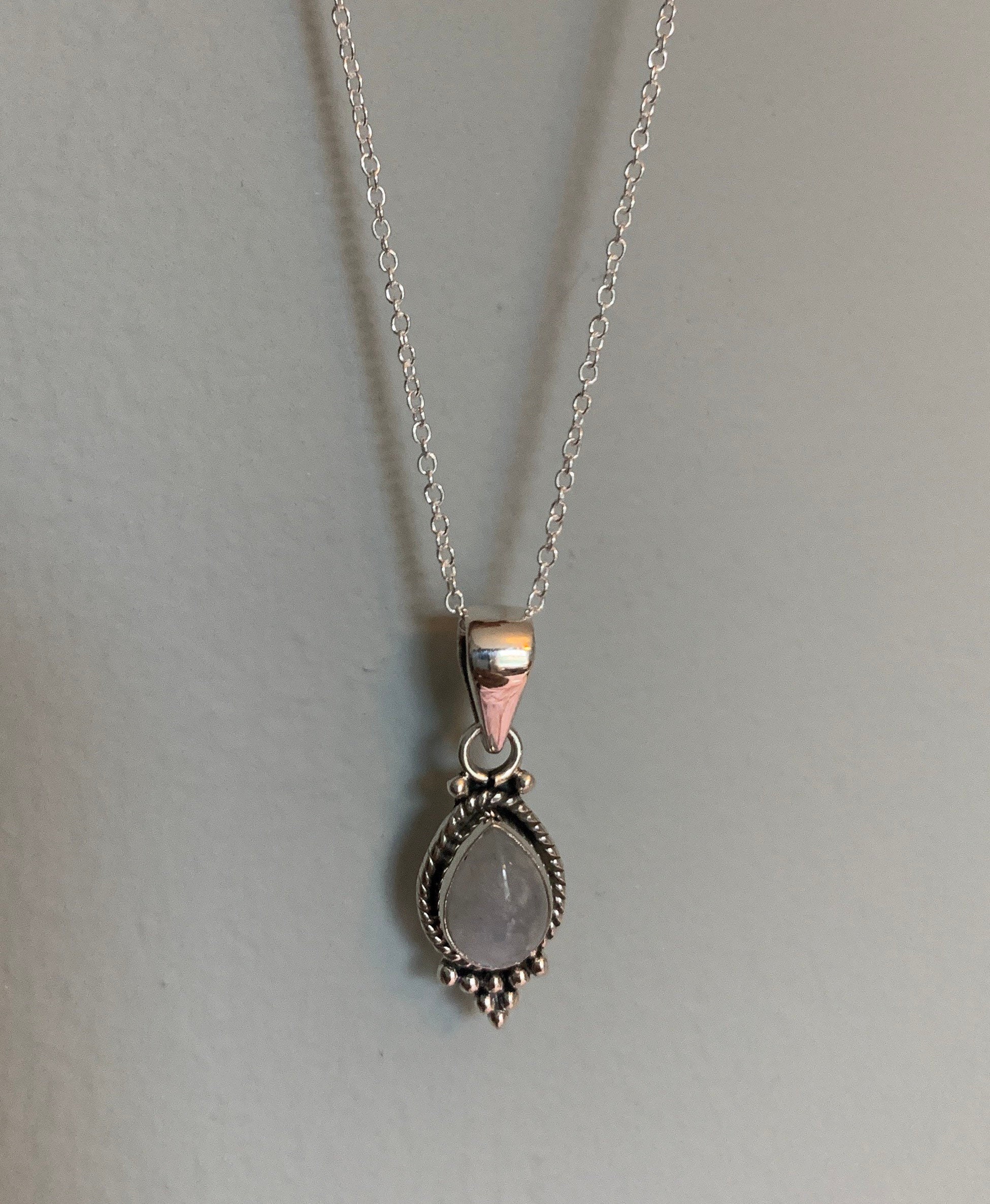 Korte ketting druppel hanger maansteen 925 zilver verguld - Zonnig Zilver