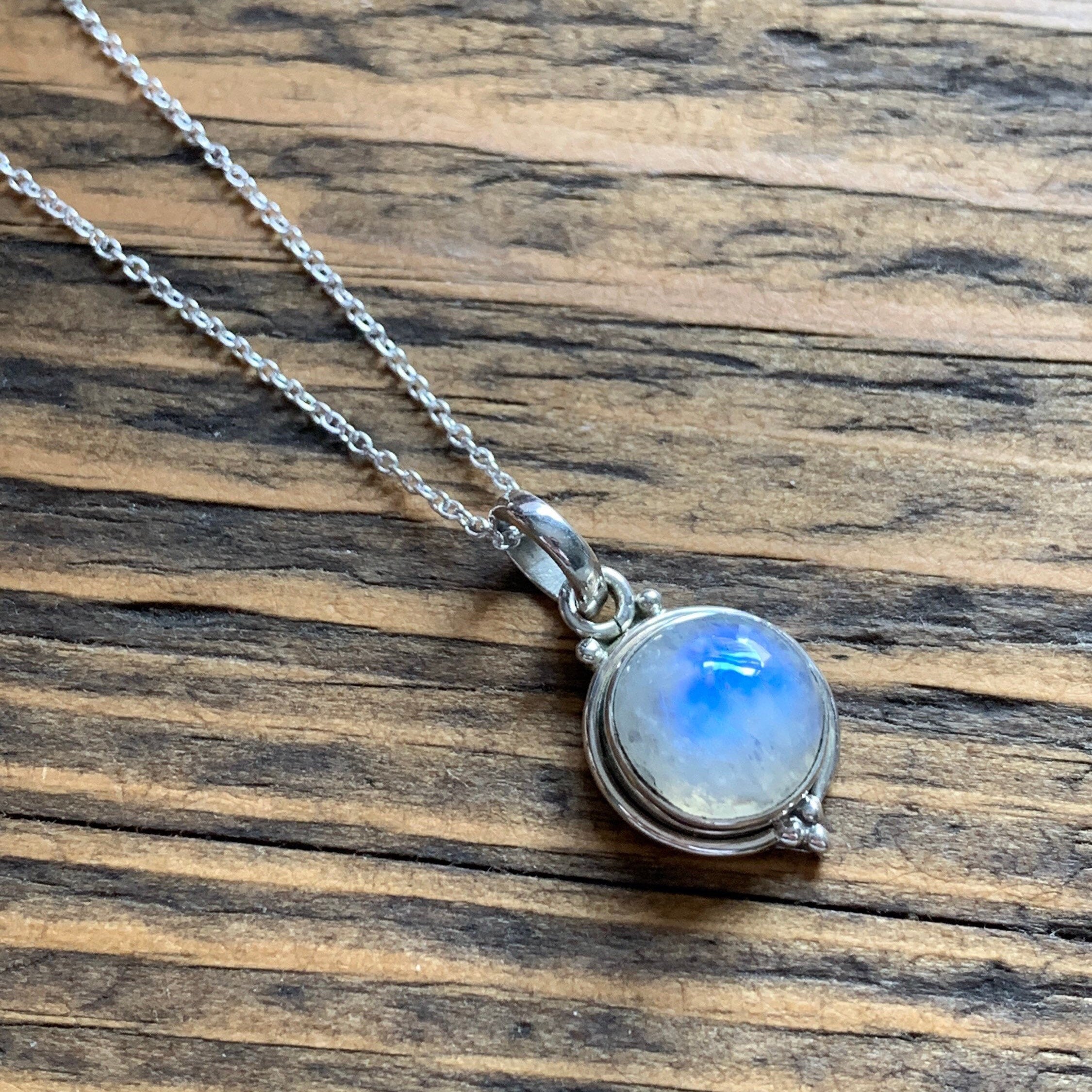 スターリングシルバー レインボームーンストーンネックレス：サークル