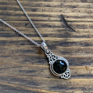 Sterling Silver Oval Black Onyx Necklace: Delicate Boho Jewelry
