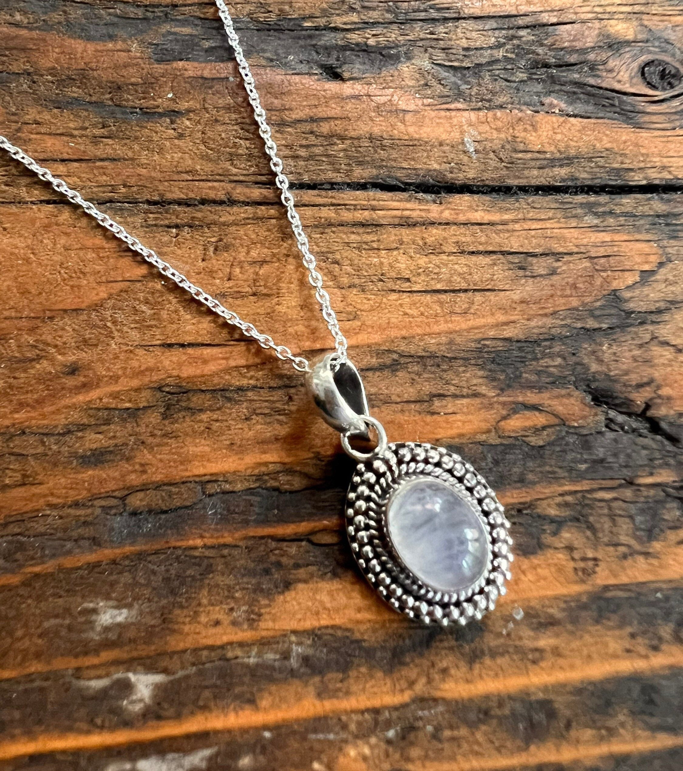 Moonstone Round Necklace – Maharani
