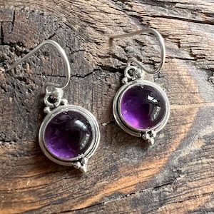 Amethyst earrings, Amethyst dangle earrings, Purple earrings, February birthstone, Amethyst birthstone, Sterling silver earring