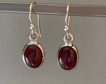 Garnet earrings, silver Garnet earrings, Boho garnet earrings, Oval garnet earrings, Sterling silver earrings, January birthstone