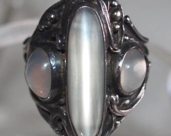 Exceptional Arts And Crafts Moonstone Ring in Silver