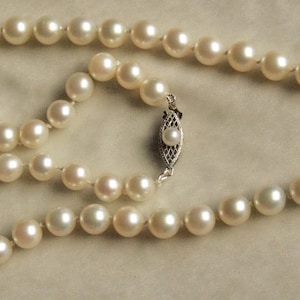 Classic Vintage 7- 7.5 mm Akoya Cultured Pearl Necklace