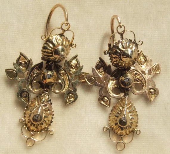 Exceptional 18th Century Diamond Drop Earrings - image 6