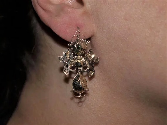 Exceptional 18th Century Diamond Drop Earrings - image 2