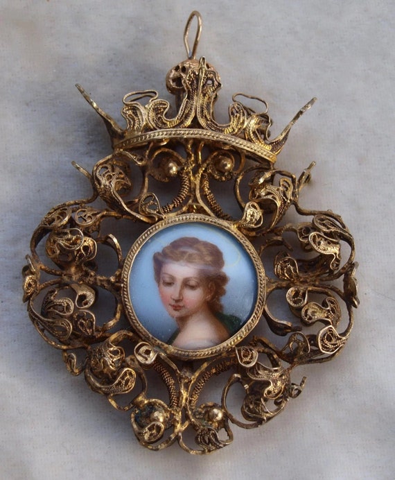 18th Century Sicilian Filigree Pendant in Silver.