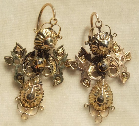 Exceptional 18th Century Diamond Drop Earrings - image 1