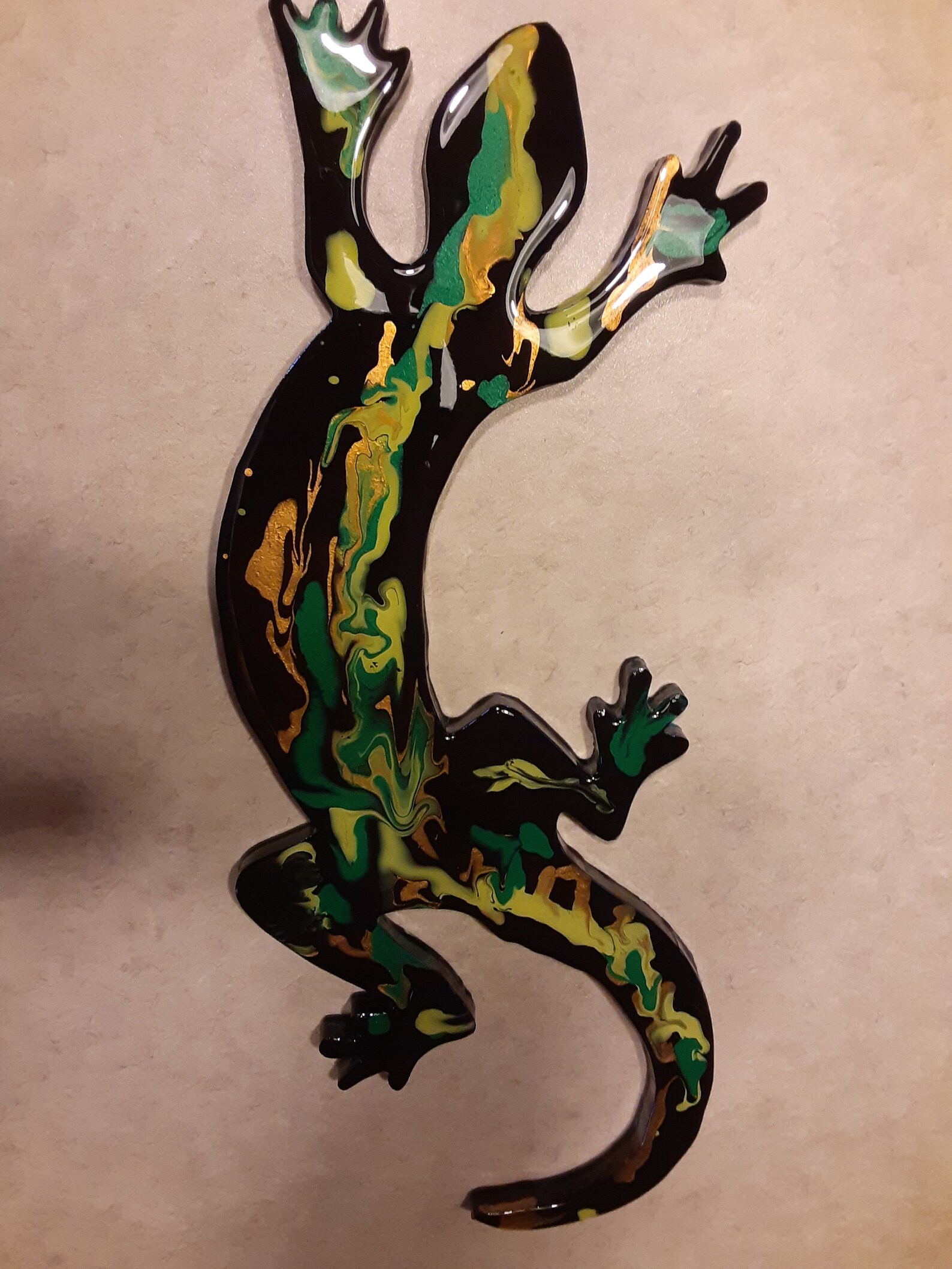 18 Lizard design with Gloss Epoxy Resin Finish Reptile Etsy