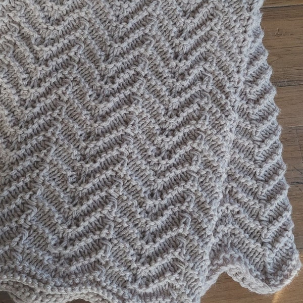 Chevron Ripple Baby Blanket Pattern