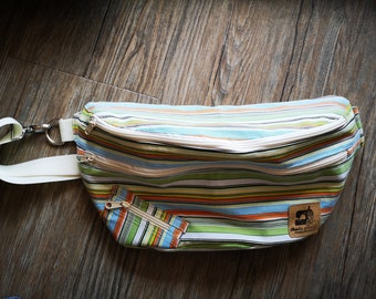 Crossbag | green and colorful stripes