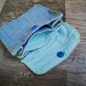 Kleines Geldtäschchen Poppené türkis - Jeans Upcycling Unikat